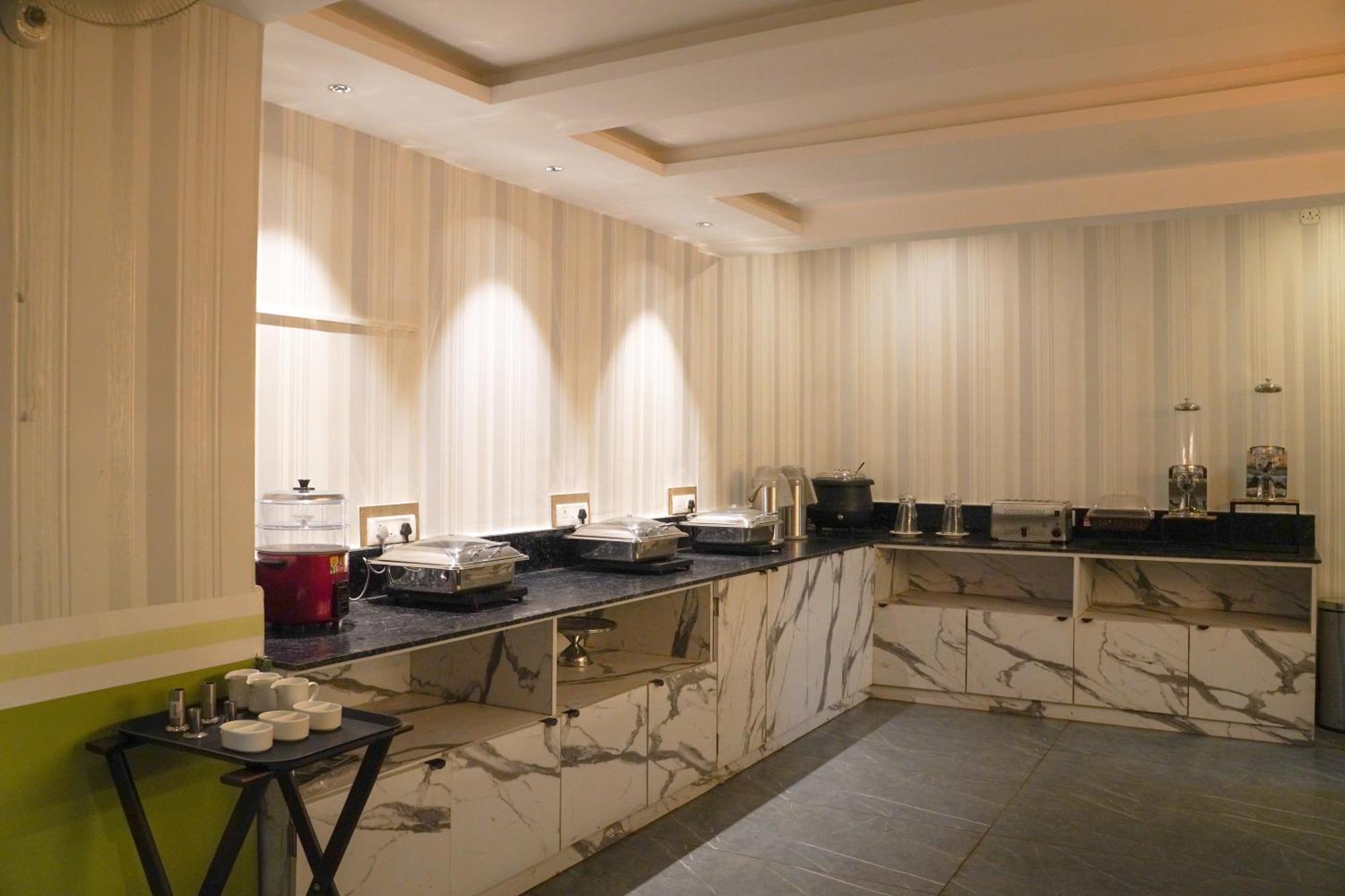 Ariena By Spree Hotels Goa モージム エクステリア 写真