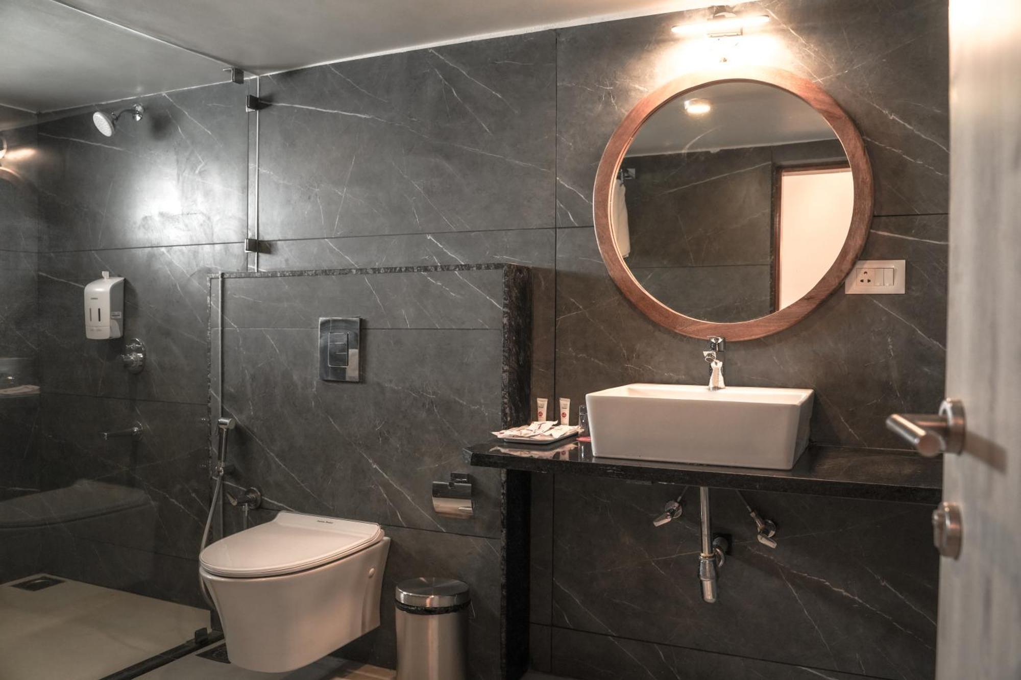 Ariena By Spree Hotels Goa モージム エクステリア 写真